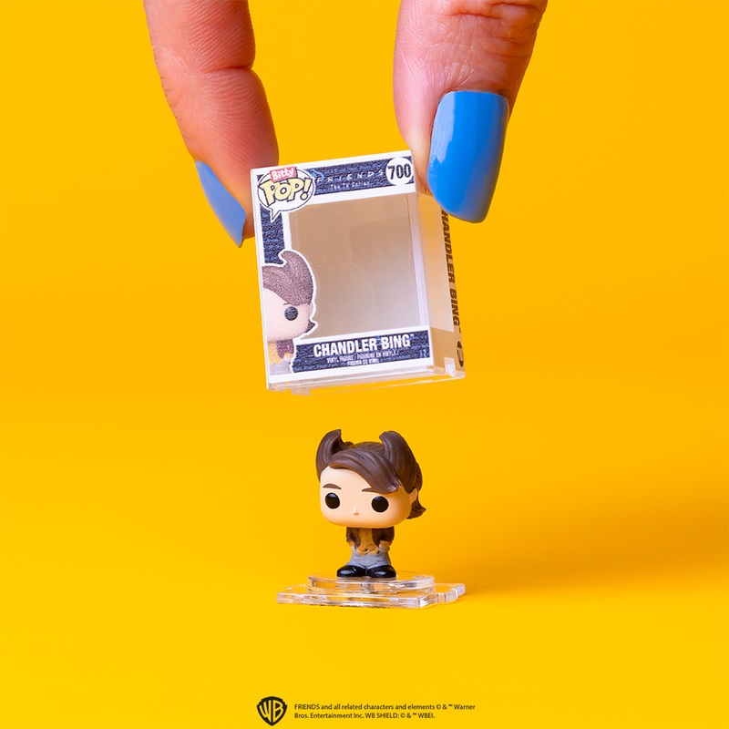 Funko Bitty Pop! Friends 4PK - Rachel Green™ (80's Hair), Chandler Bing™ (80's Hair), Ross Geller™ (80's Hair) con Mini Figura Misteriosa - 0.9 Inch (2.2 Cm)