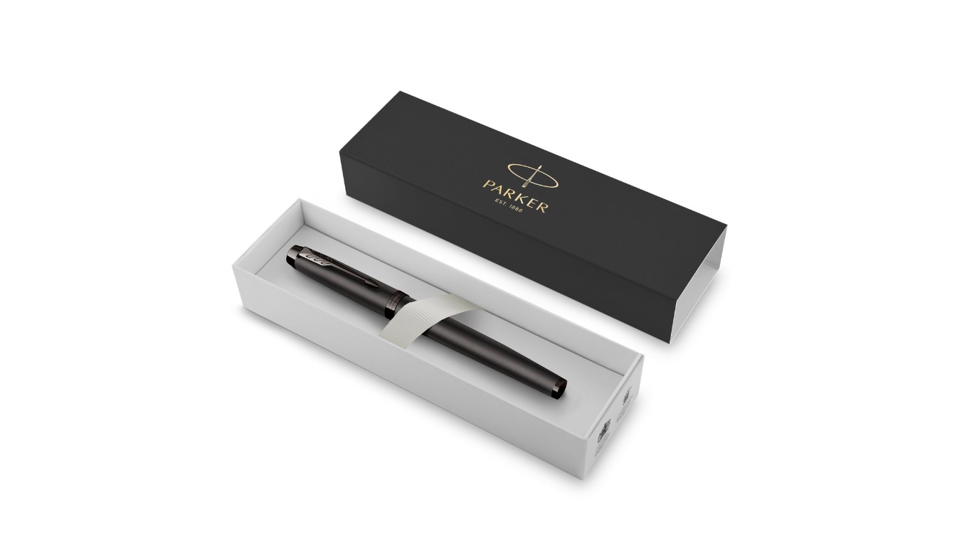 PARKER Penna roller IM Monochrome Bronzo PVD Punta Fine in Acciaio Inossidabile con Inchiostro Nero - Confezione in Astuccio Regalo