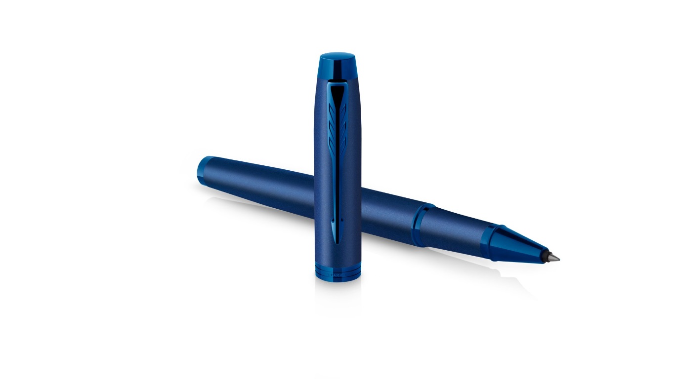 PARKER Roller IM Monochrome Penna Retrattile Punta Fine Blu Acciaio Inossidabile con Inchiostro Nero