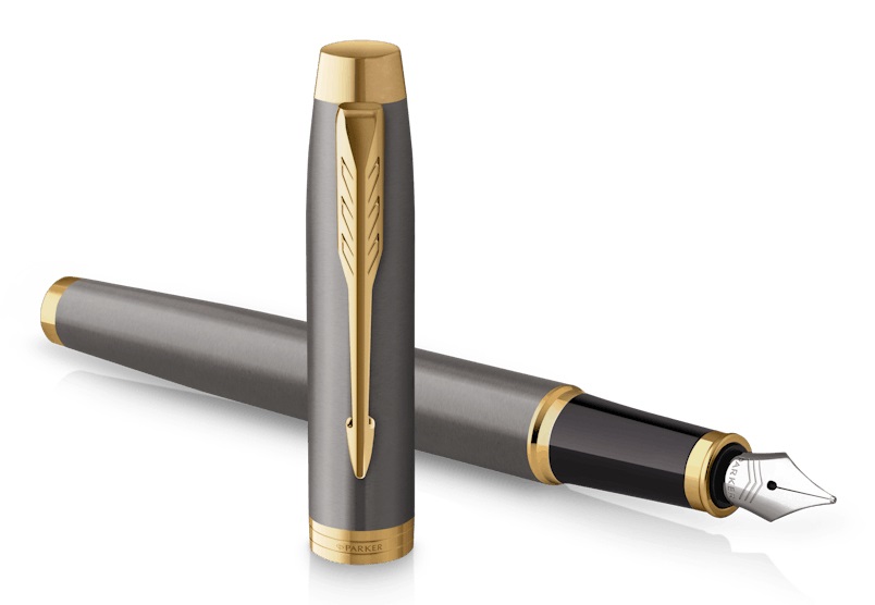 Parker IM Penna Stilografica Grigia con Pennino Dorato - Punta Media Lucida in Acciaio Inossidabile - Ricarica Blu - Confezione Regalo