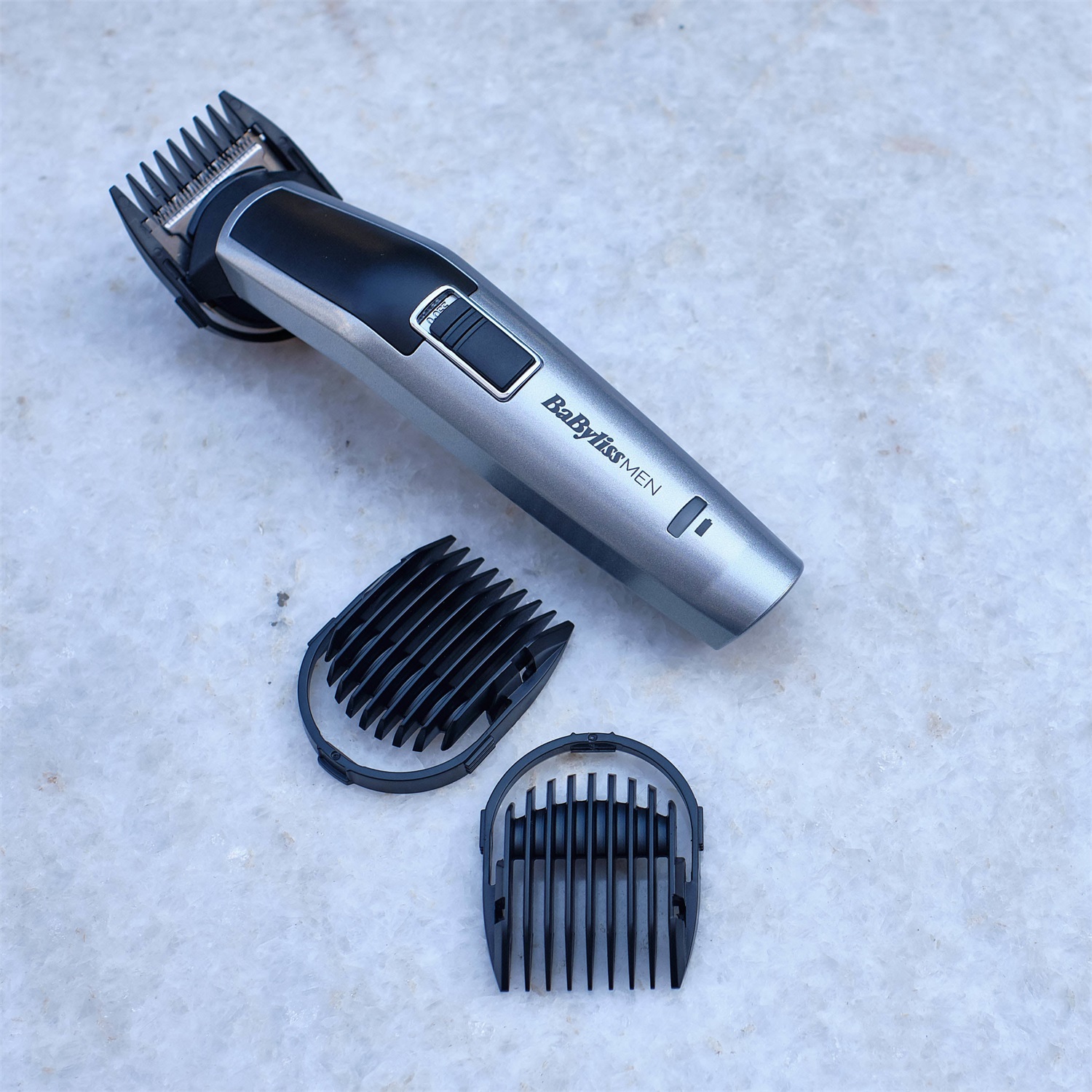 BaByliss MT726E 8-in-1 Titanium Multi Trimmer Kit Grooming - Autonomia 60 Minuti, Testina di Precisione, Testina di Rasatura, 3 Guide Barba, Testina Naso/Orecchie, Guida Corpo