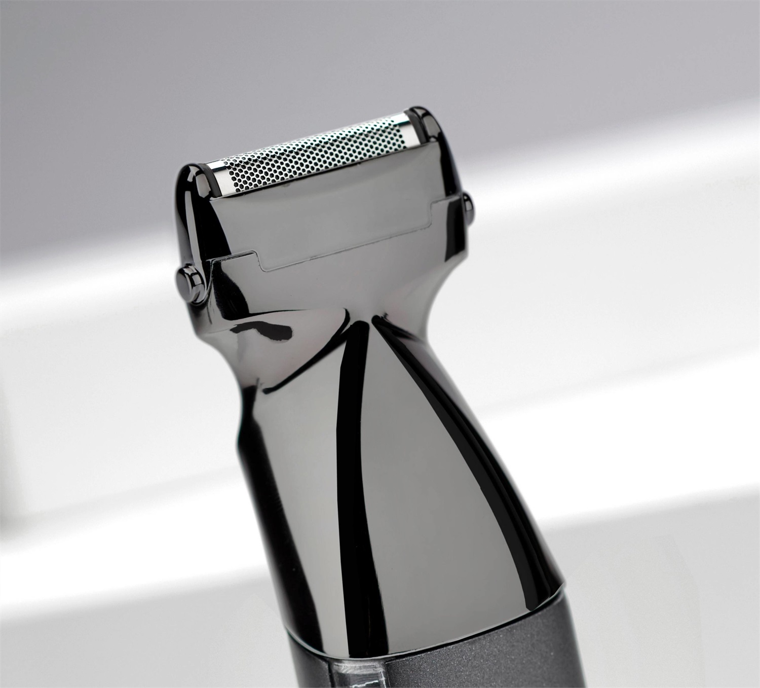 BaByliss MT991E Tagliacapelli e Regolabarba Nero Cromato - Ricaricabile, Wet & Dry, Autonomia 300 Minuti, Lama in Titanio