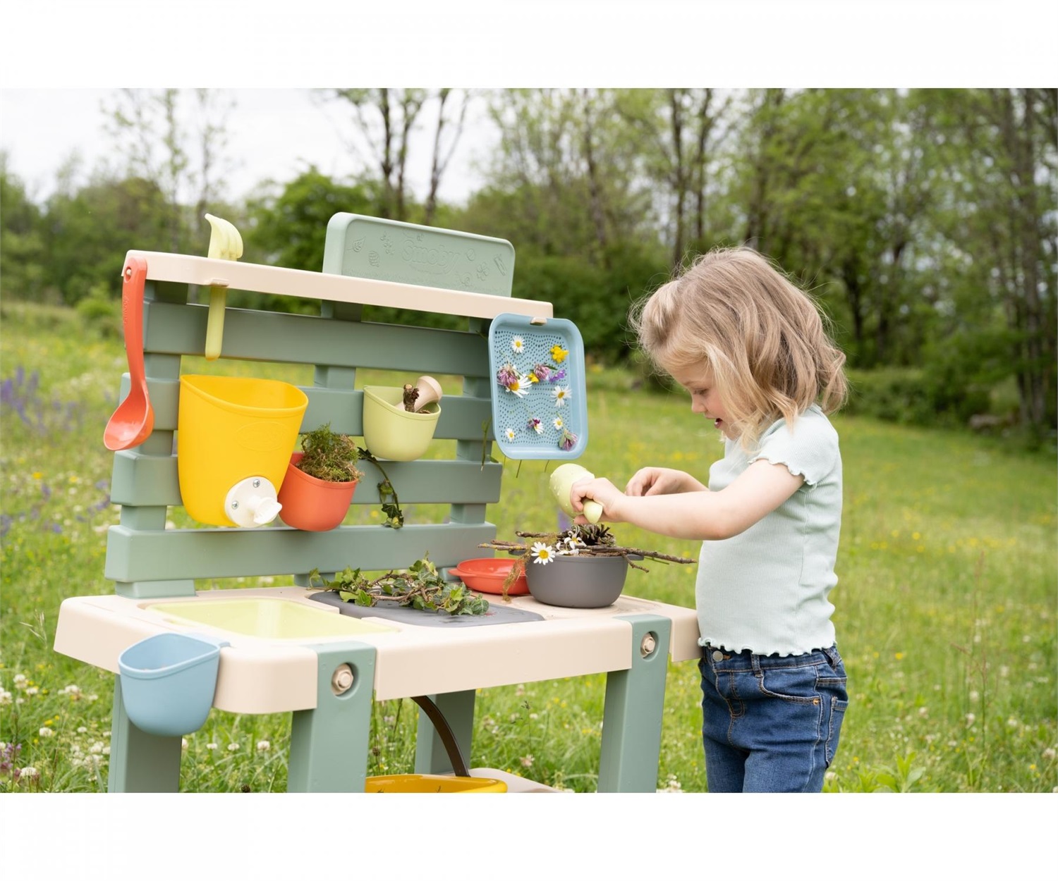 Smoby Laboratorio dei Pasticci - Cucina da Esterno in Plastica Riciclata, Resistente ai Raggi UV, con 11 Accessori, per Bambini dai 3 Anni