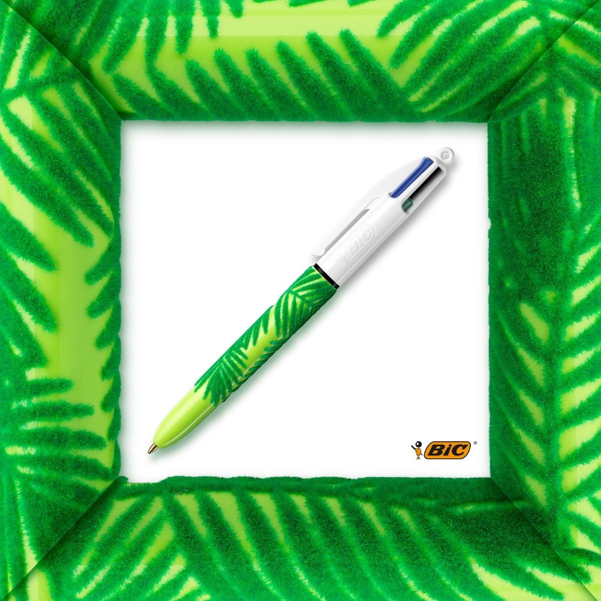 BIC 4 Colori Velours - Penna a sfera retrattile a scatto con punta 1 mm, confezione da 3 pezzi, colori blu, rosso, verde e nero
