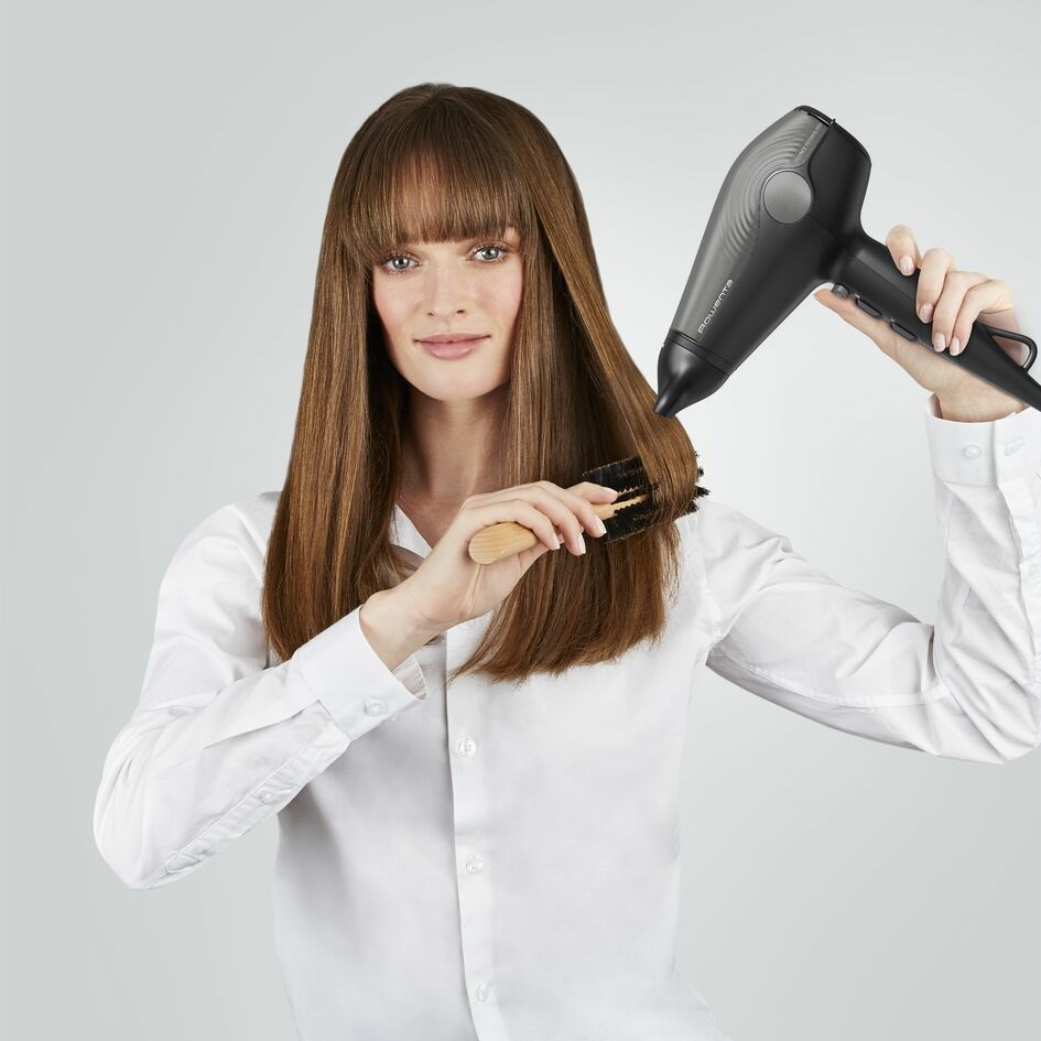 Rowenta Ultra Silence CV6430 Asciugacapelli 1800 W Silenzioso con Tecnologia Ionica, Diffusore e Beccuccio Concentratore, Nero