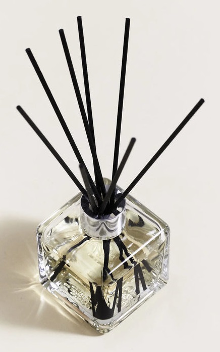 Maison Berger Paris Diffusore di Profumo Cube 100ml - Fragranza Arancia Cannella con Note di Spezie e Muschi Bianchi