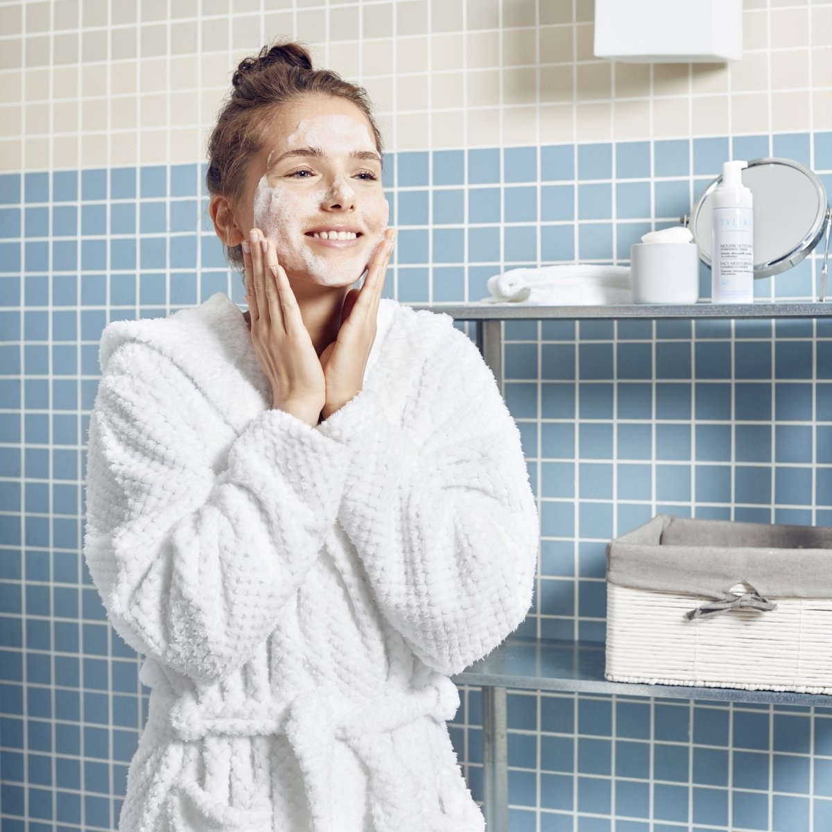 Talika Skintelligence Hydra Face Foaming Cleanser 150 ml - Detergente schiumoso idratante per una pulizia profonda