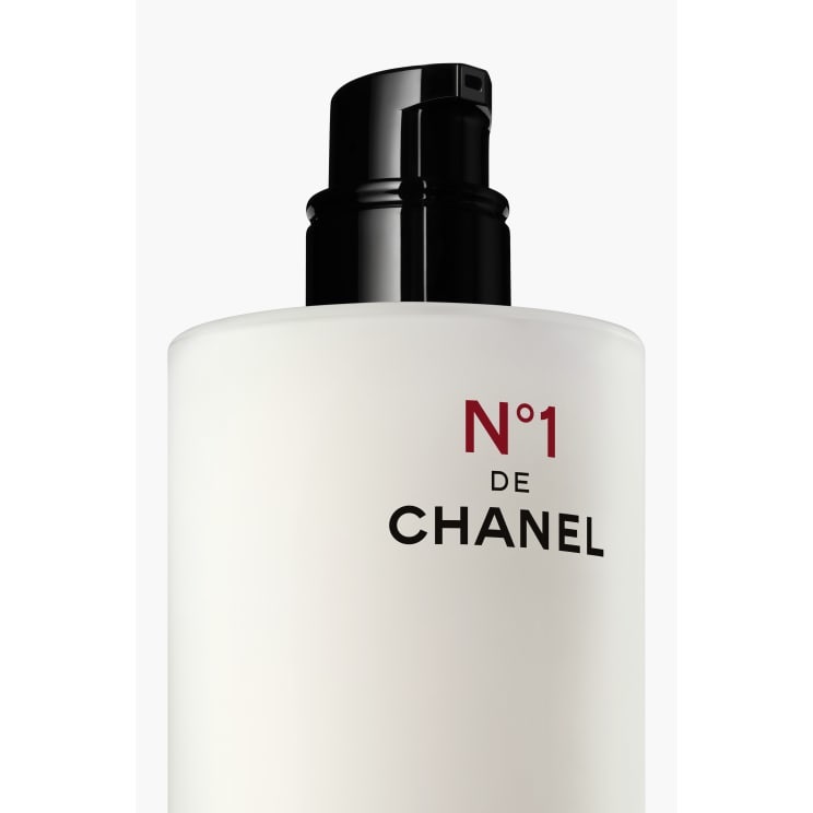 CHANEL N°1 Lozione Essenza Rivitalizzante 100ml - Rimpolpare, Uniformare, Illuminare - Fluido Viso Effetto Globale