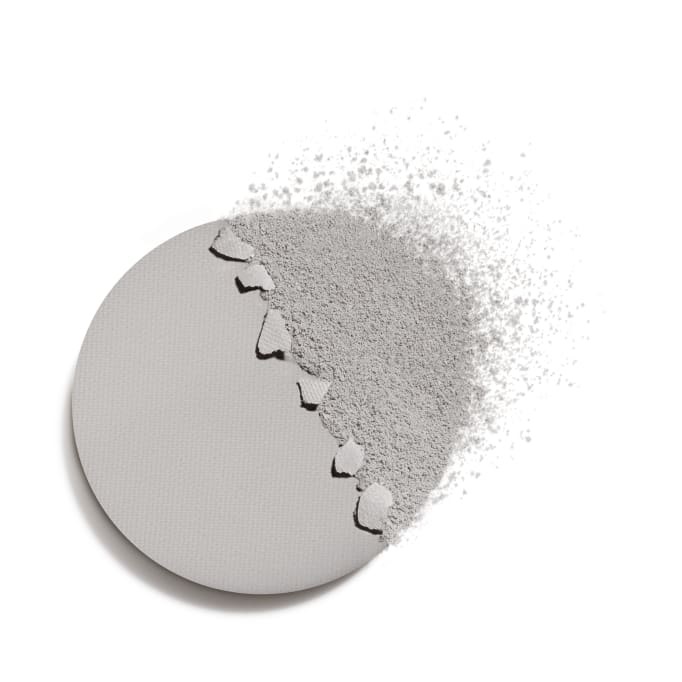 CHANEL Ombre Essentielle Ombretto Compatto 230 Gris Paris - Lunga Tenuta, Multiuso, 2.2g