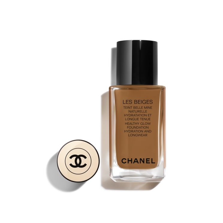 Chanel Les Beiges Fondotinta Effetto Radioso e Naturale Idratazione Lunga Tenuta Colore B140 30 ml
