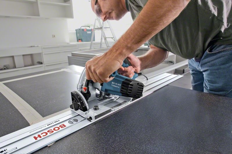 Bosch GKT 55 GCE Sega Circolare Professionale 1400W, Lama Ø 165 mm, 6250 Giri/min, Inclusa L-Boxx e Lama per Legno