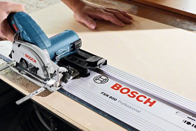 Bosch GKS 12V-26 Sega Circolare a Batteria - Ø Lama 85 mm, Profondità di Taglio fino a 26,5 mm, 12V, Leggera e Compatta
