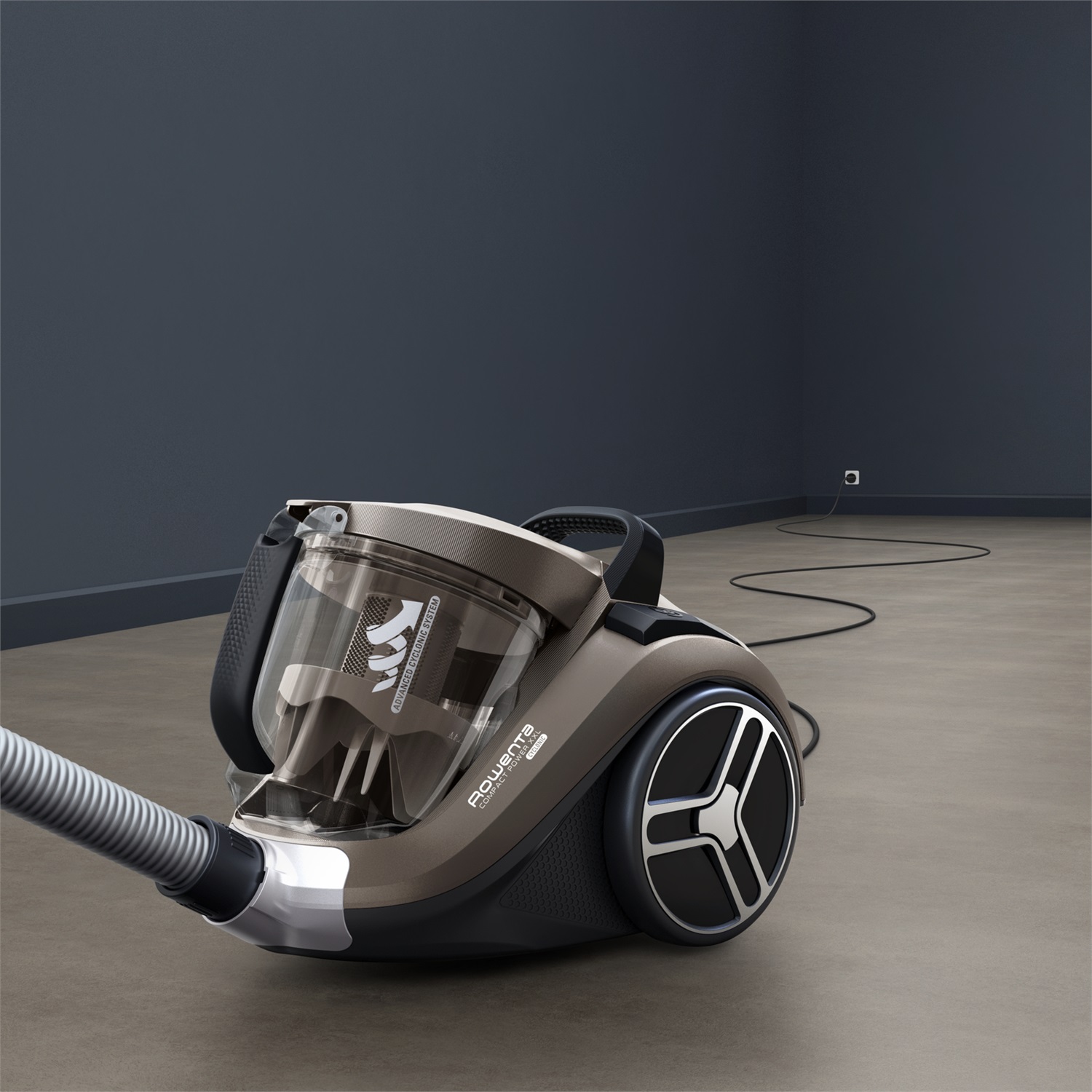 Rowenta Compact Power XXL RO4B50 Aspirapolvere Senza Sacco 2.5L 900W Design Compatto con Filtraggio a 3 Livelli e 2 Accessori