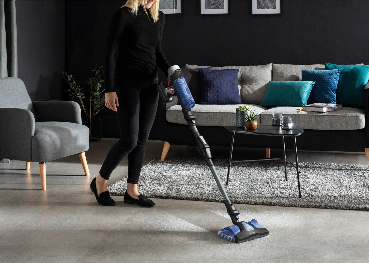 Rowenta Xforce Flex 9.60 AQUA - Aspirapolvere Senza Fili 2-in-1 Lava e Aspira, Potente con Batteria fino a 45min, Tecnologia Flex e Smart Display