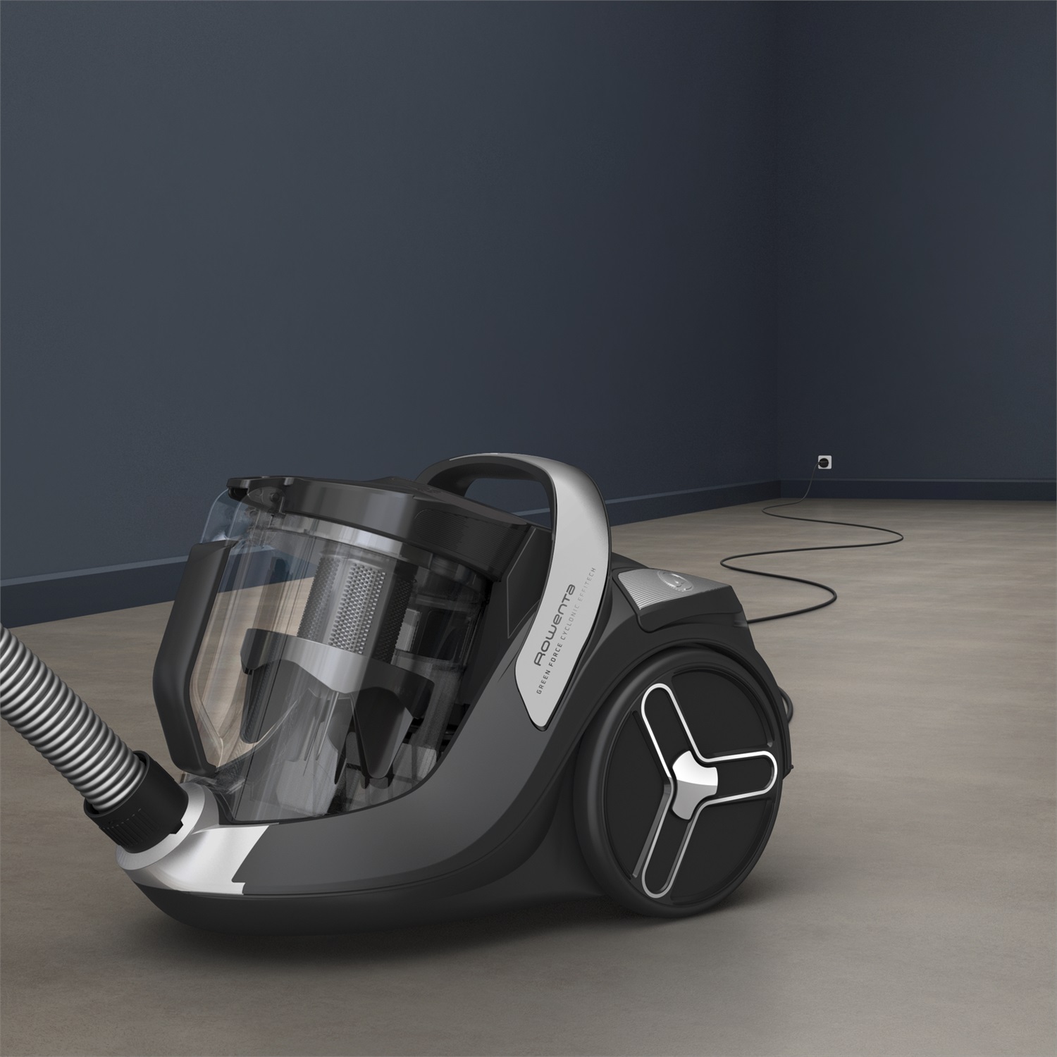 Rowenta Green Force Cyclonic Effitech Aspirapolvere a traino Senza Sacco 2,5 L 500 W Alta Efficienza Energetica in Plastica Riciclata con 5 Accessori