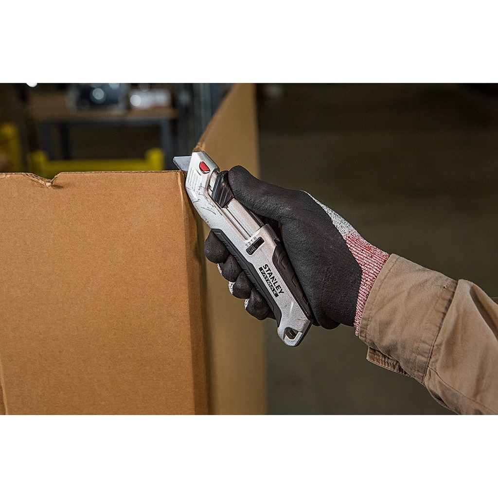 Stanley FMHT10367-0 Coltello di Sicurezza in Metallo FatMax con Cursore Ergonomico e Retrattile