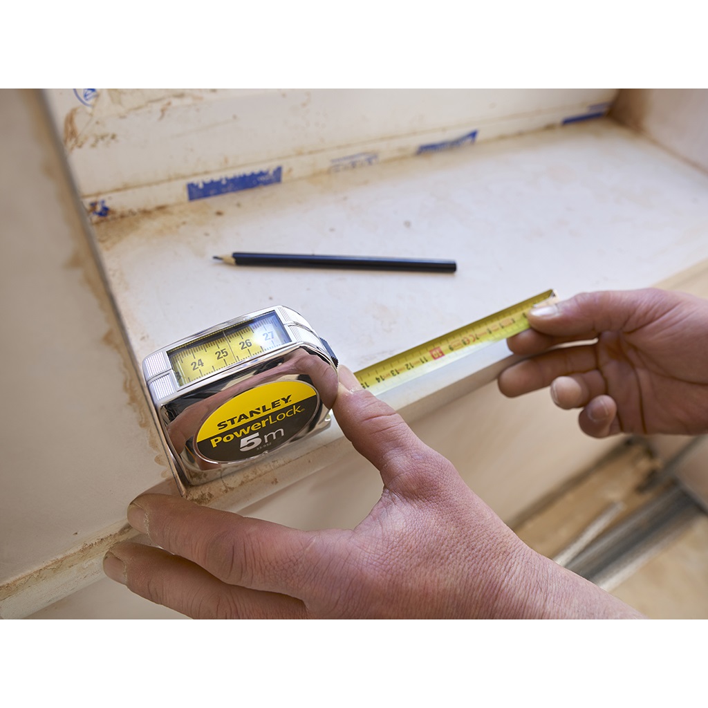 Stanley Flessometro Powerlock 5m - Acciaio al carbonio rivestito in Mylar, Lettura diretta, Nastro 19 mm