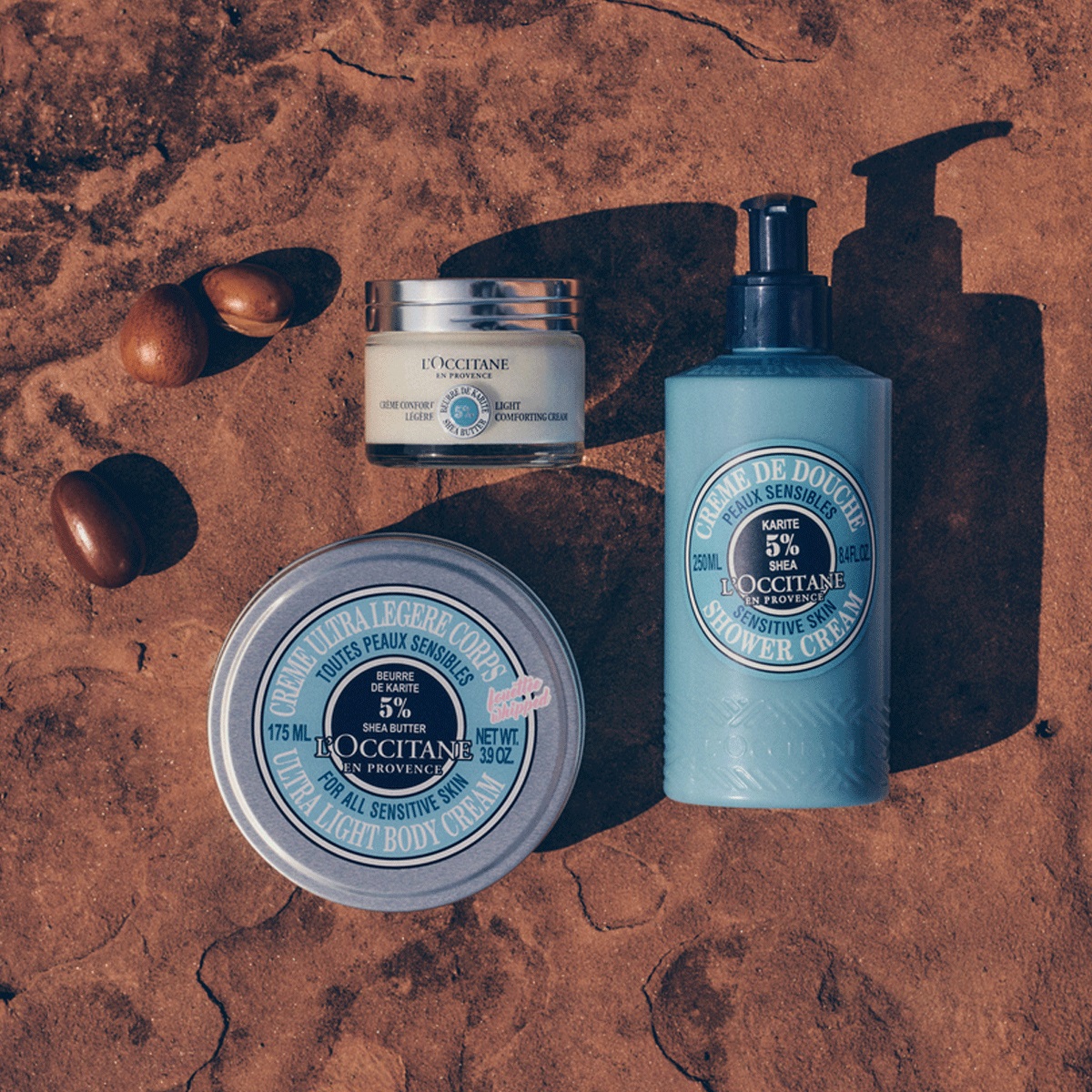 L'Occitane Crema Doccia Karité 250 ml - Deterge Delicatamente e Idrata per Pelli Sensibili