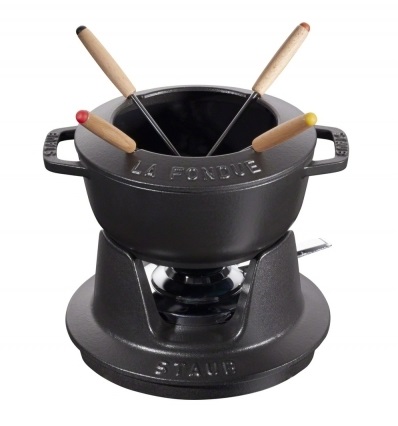 STAUB Set Fonduta 1,1 L Nero per 4 Persone con 4 Forchette, Adatto per Fonduta di Formaggio, Cioccolato e Carne