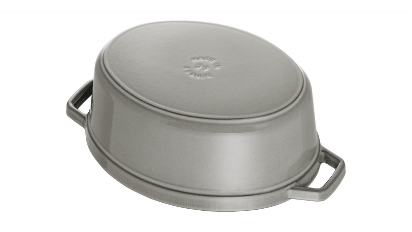 STAUB Cocotte Casseruola Ovale in Ghisa Grigio Grafite - 27 cm, Utilizzabile in Forno e Induzione, Manico in Silicone e Coperchio Incluso