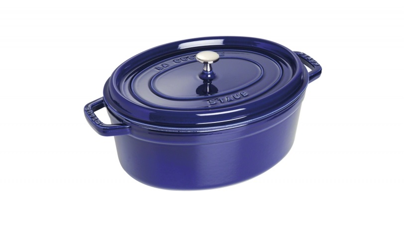 STAUB Cocotte in Ghisa Ovale 31 cm, 5.5 Litri, Blu Scuro - Casseruola per Rosolare, Stufare e Servire