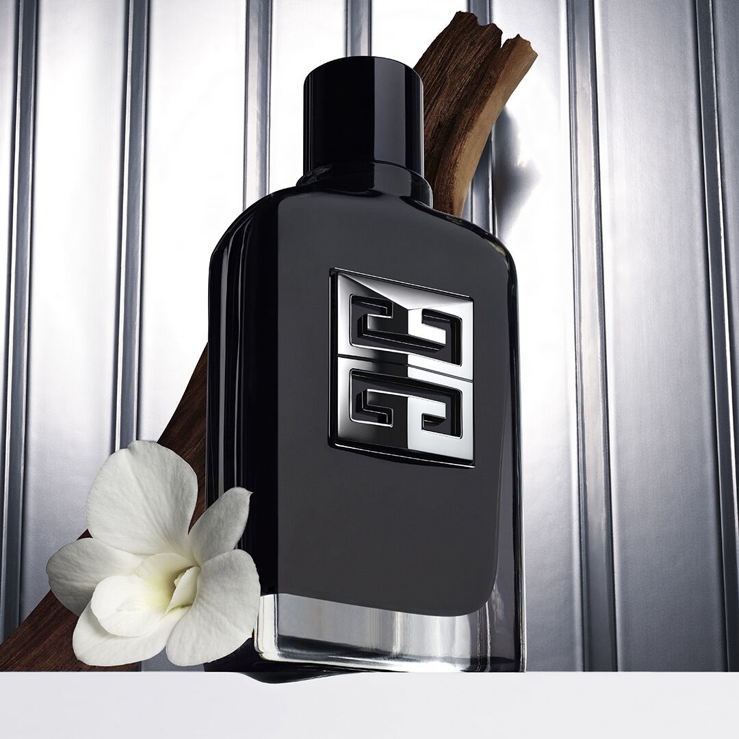 Givenchy Gentleman Society Eau de Parfum Uomo 60 ml - Fragranza Aromatica Legnosa con Narciso Selvatico e Accordo Legnoso
