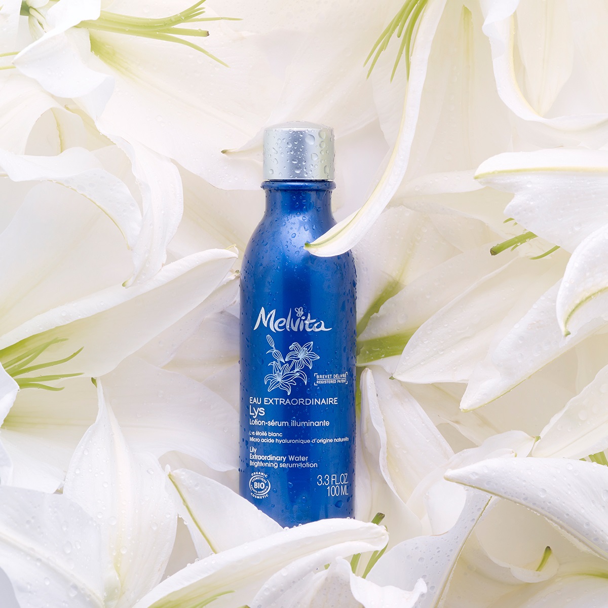 Melvita Acqua Straordinaria al Giglio - Lozione-Siero Illuminante 100ml con Estratto di Giglio Bianco Stellato e Micro Acido Ialuronico