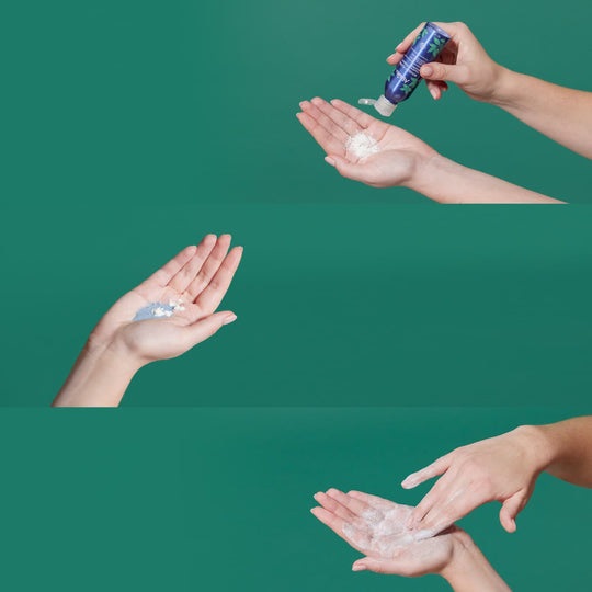 Melvita Polvere Esfoliante Delicata 30g - Formula Schiuma di Polvere, Illumina e Affina la Pelle, Adatta a Tutti i Tipi di Pelle