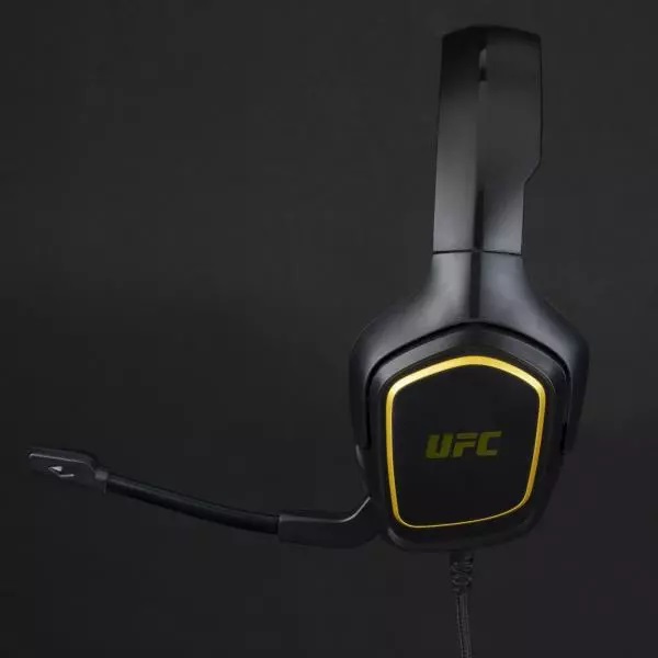 Konix UFC Cuffie Gaming Cablate con Microfono - Compatibili con PS4, PS5, Switch, Xbox One e Series X|S - Cavo da 1,5 m e Jack da 3,5 mm