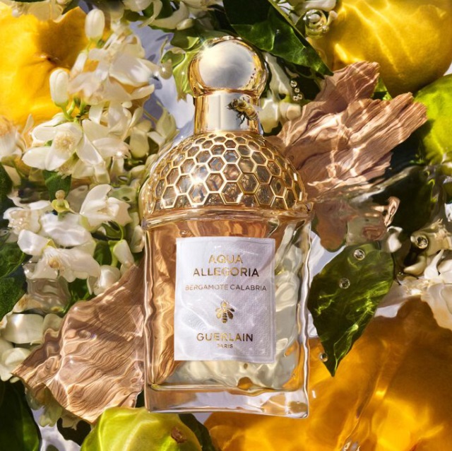 Guerlain Aqua Allegoria Bergamote Calabria Eau de Toilette Ricaricabile 125 ml - Profumo Donna con Note di Bergamotto, Cardamomo e Zenzero