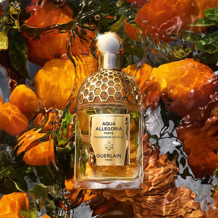Guerlain Aqua Allegoria Mandarine Basilic Forte - Eau de Parfum 125 ml con note di Mandarino, Basilico e Legno di Sandalo