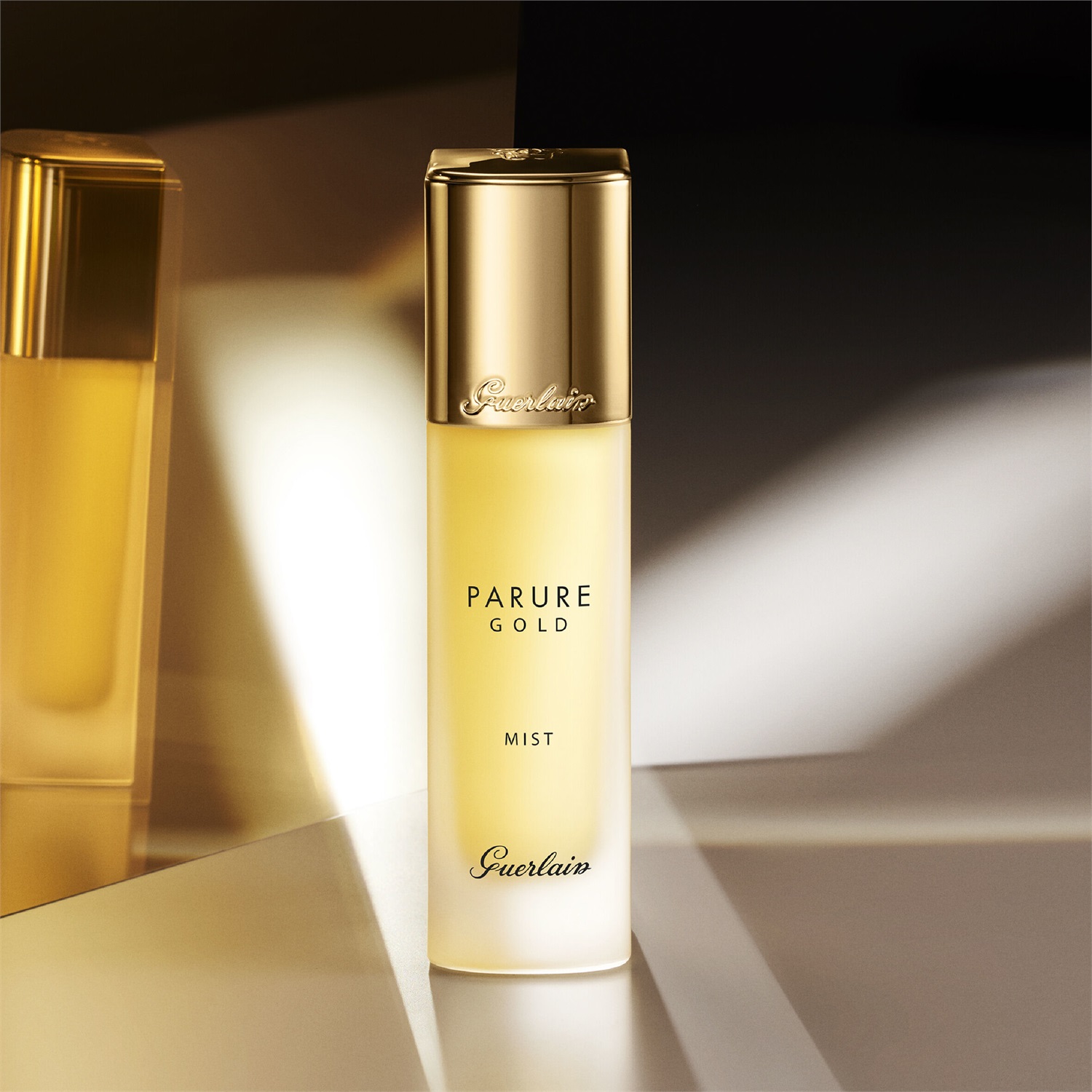 Guerlain Parure Gold Mist - Spray Fissante per il Trucco 30 ml, Idratante e Levigante