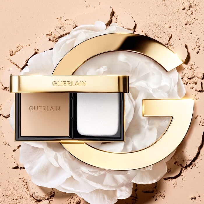 Guerlain Parure Gold Skin Control Fondotinta Compatto 4N Neutro - Alta Perfezione e Finish Matte