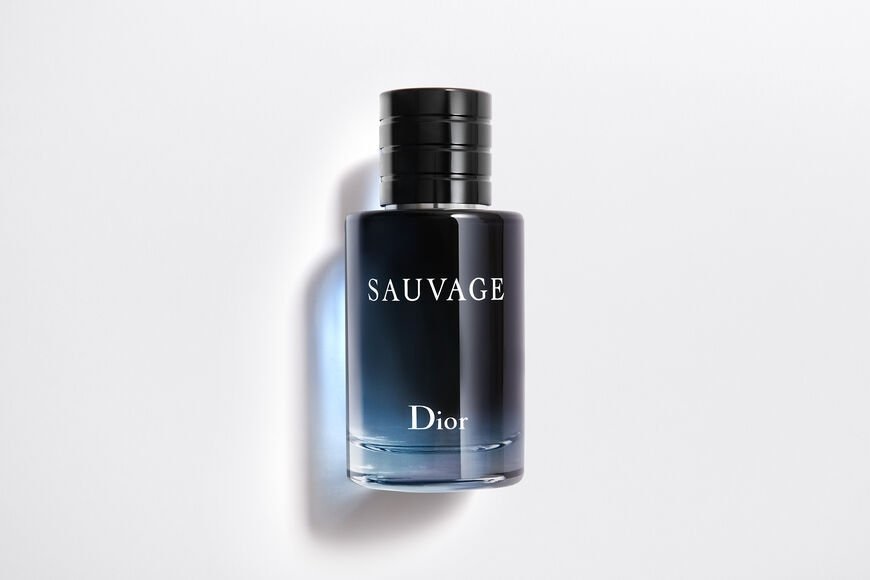 Dior Sauvage Eau de Toilette 60 ml - Fragranza Maschile con Note di Bergamotto e Accordi Legnosi