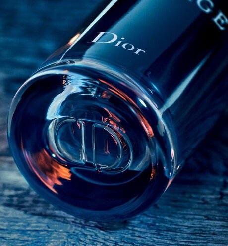 Dior Sauvage Eau de Toilette 60 ml - Fragranza Maschile con Note di Bergamotto e Accordi Legnosi