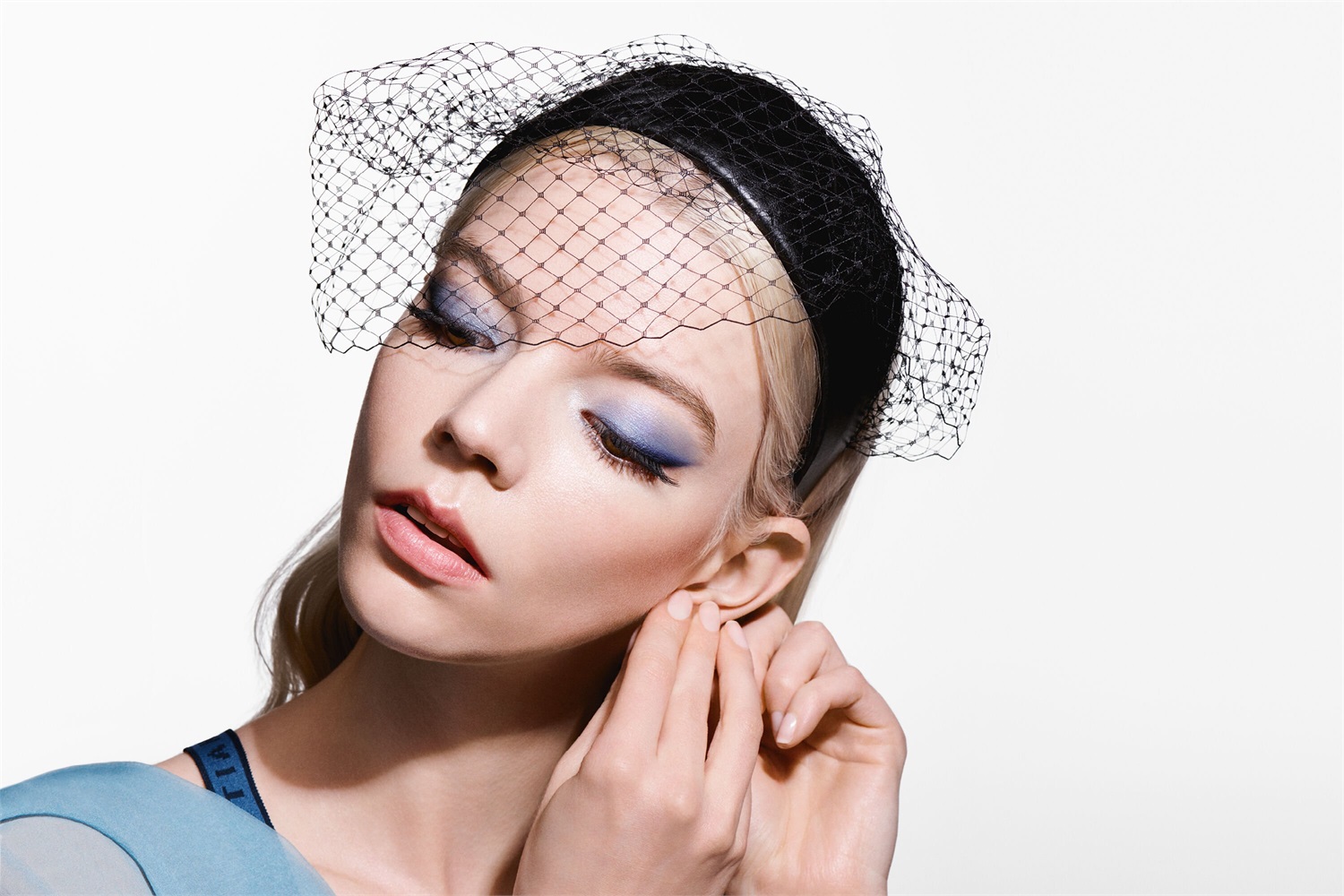 Dior Diorshow Mascara 090 Black - Volume Ciglia per Ciglia, 90% Ingredienti Naturali, 24 Ore di Tenuta, Finish No Transfer