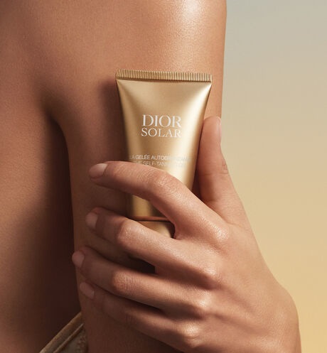 Dior Solar Il Gel Autoabbronzante 50 ml - Autoabbronzante per il Viso con Glow Naturale e Abbronzatura Graduale
