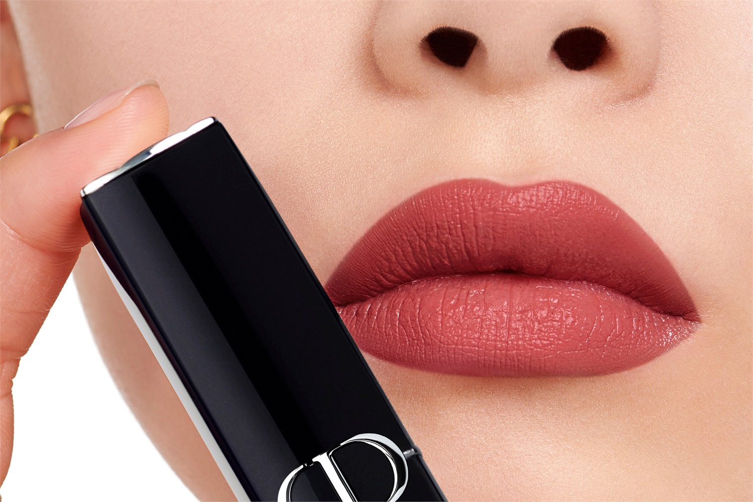Dior Rouge Dior 683 Rendez-Vous Satinato 3.5g - Rossetto con Stick Magnetico, Lunga Tenuta e Comfort per 24 Ore