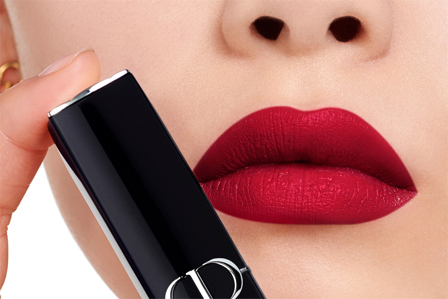Dior Rouge Dior 743 Rouge Zinnia Satinato 3.5g - Rossetto con Stick Magnetico, Lunga Tenuta e Comfort 24 Ore