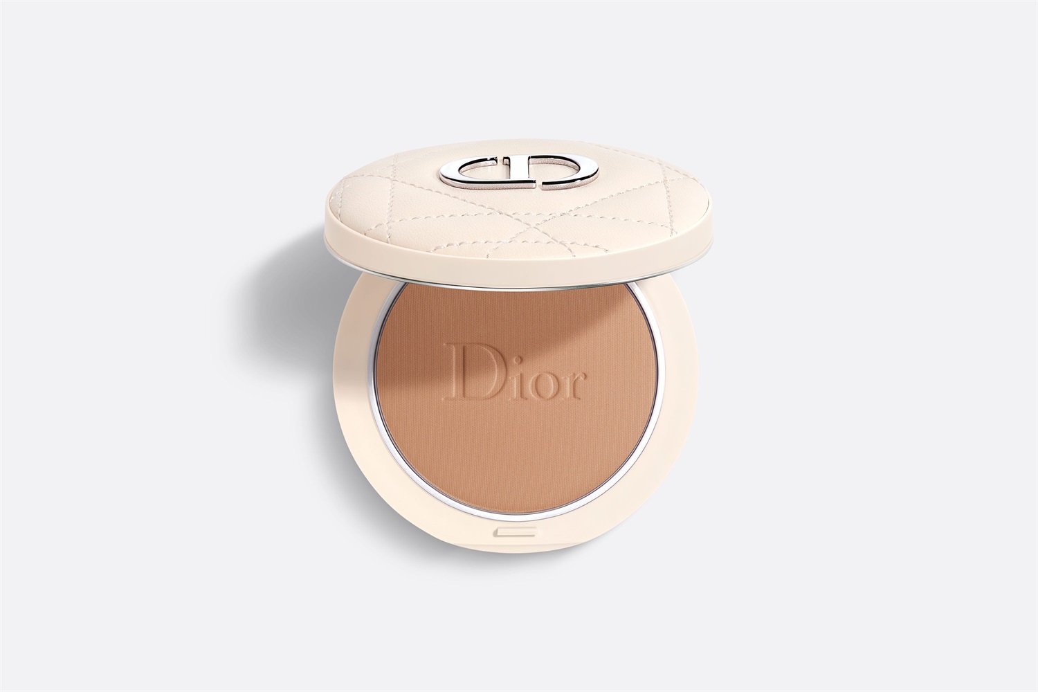 Dior Forever Natural Bronze Edizione Limitata 004 Tan Bronze - Bronzer con 95% di Pigmenti Naturali e Custodia Ispirata ai Cappelli di Paglia