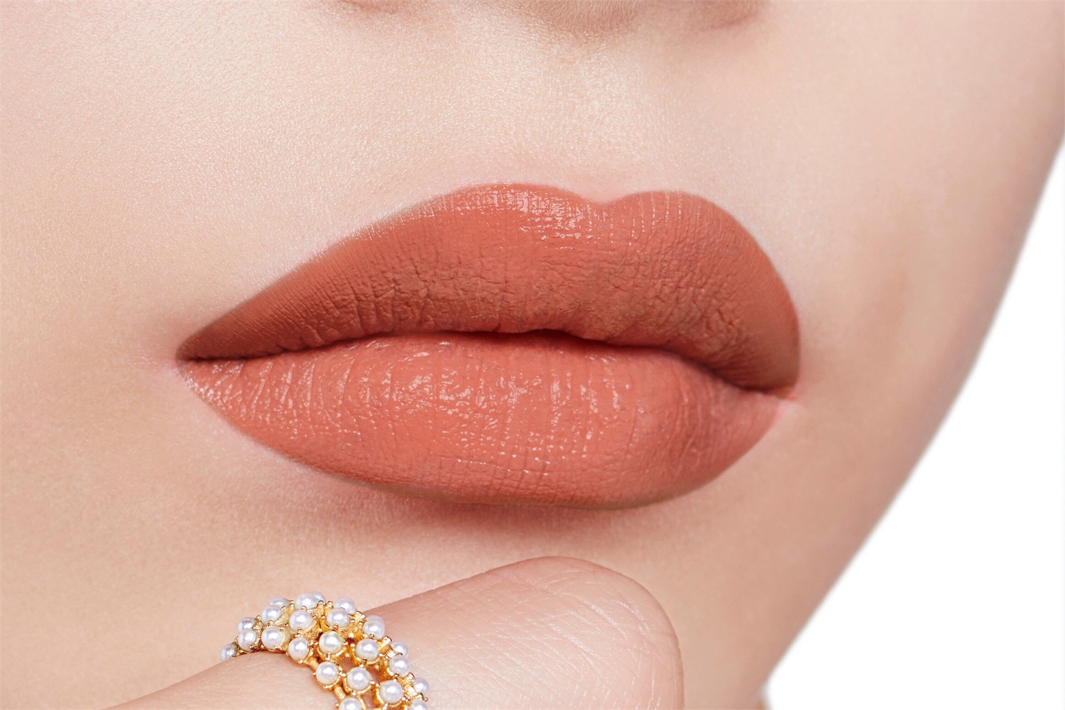 Dior Rouge Dior 240 J'adore Satin - Rossetto 3.5g con Stick Magnetico, Lunga Tenuta e Comfort Floreale