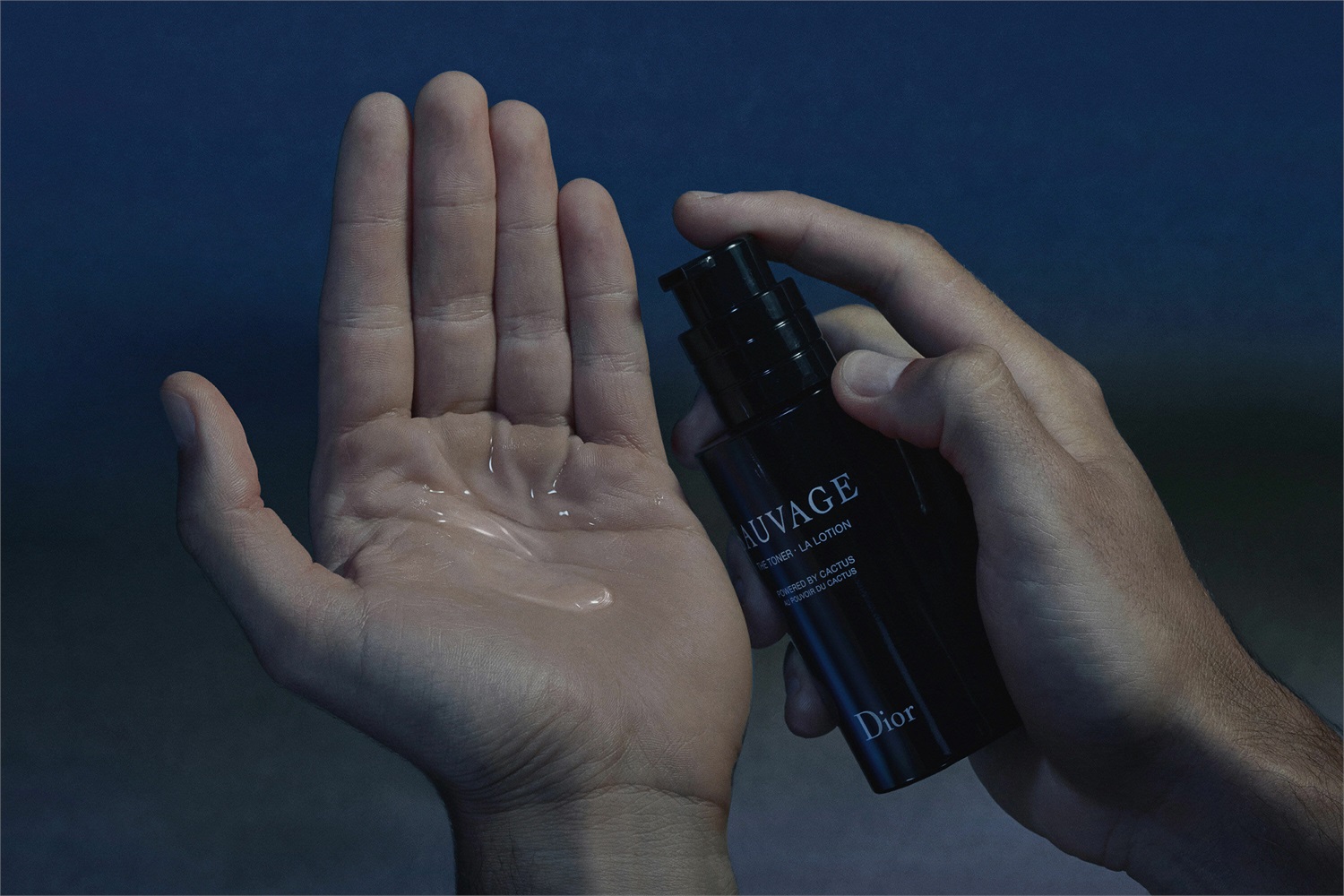 DIOR Sauvage La Lozione Tonificante Viso 100 ml - Gel Energizzante con Estratto di Cactus per Uomo