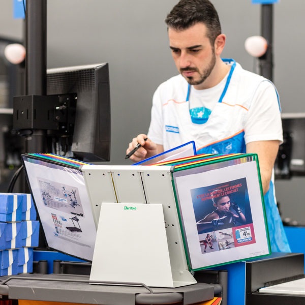 Tarifold 434209 Leggio da Tavolo A4 con 20 Buste Trasparenti - Supporto per Documenti Scrivania/Parete
