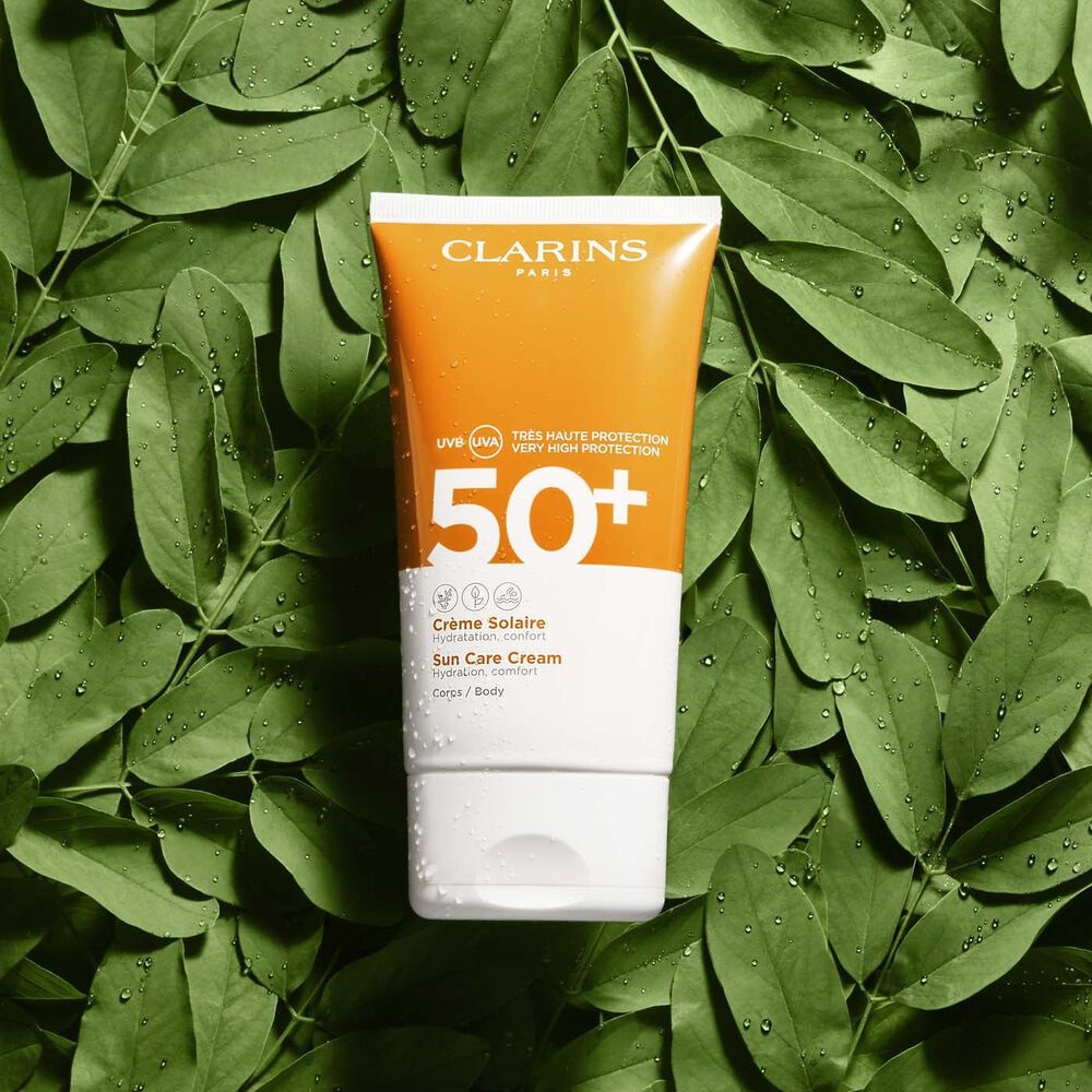 Clarins Crema Solare Corpo SPF 50 - Alta Protezione, 150 ml, Texture Leggera e Idratante