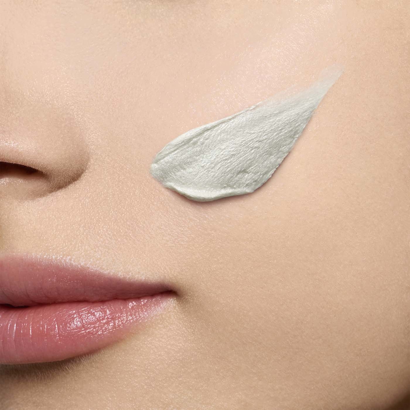 Clarins Crema Esfoliante Delicata 50ml - Senza Microgranuli, Idratante e Lenitiva per Tutti i Tipi di Pelle