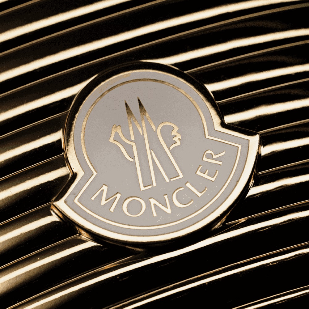 Moncler Sunrise pour Femme Eau de Parfum 100 ml - Fragranza Floreale Legnosa per Donna