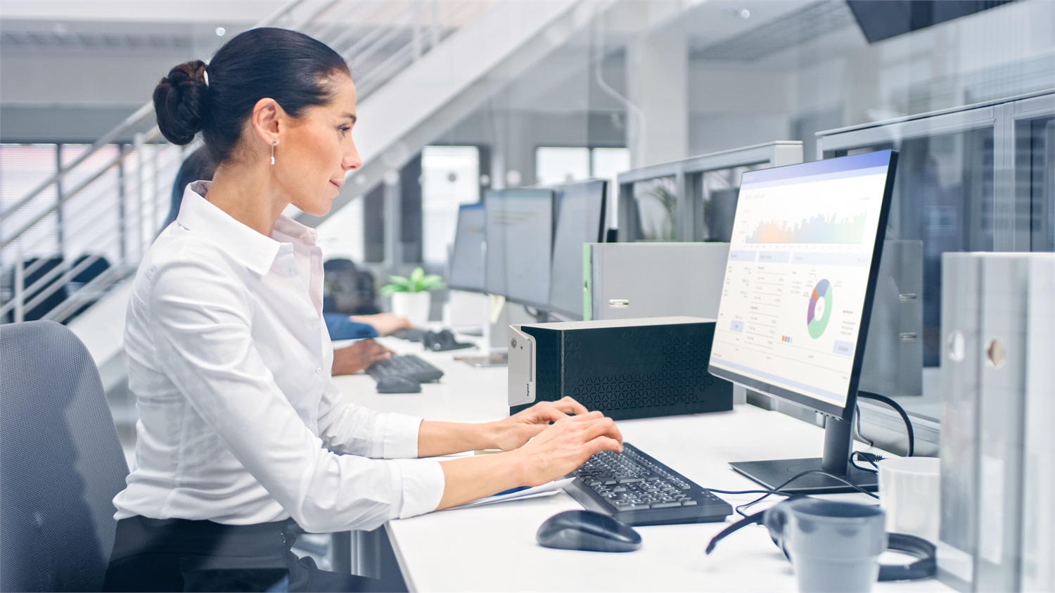 Legrand Keor SP 800 VA Gruppo di Continuità (UPS) A Linea Interattiva 480 W con 4 Prese IEC e Autonomia Fino a 15 Minuti