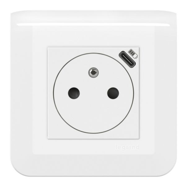 Legrand Presa di corrente con terra e caricatore USB Type-C, 2 moduli, bianco