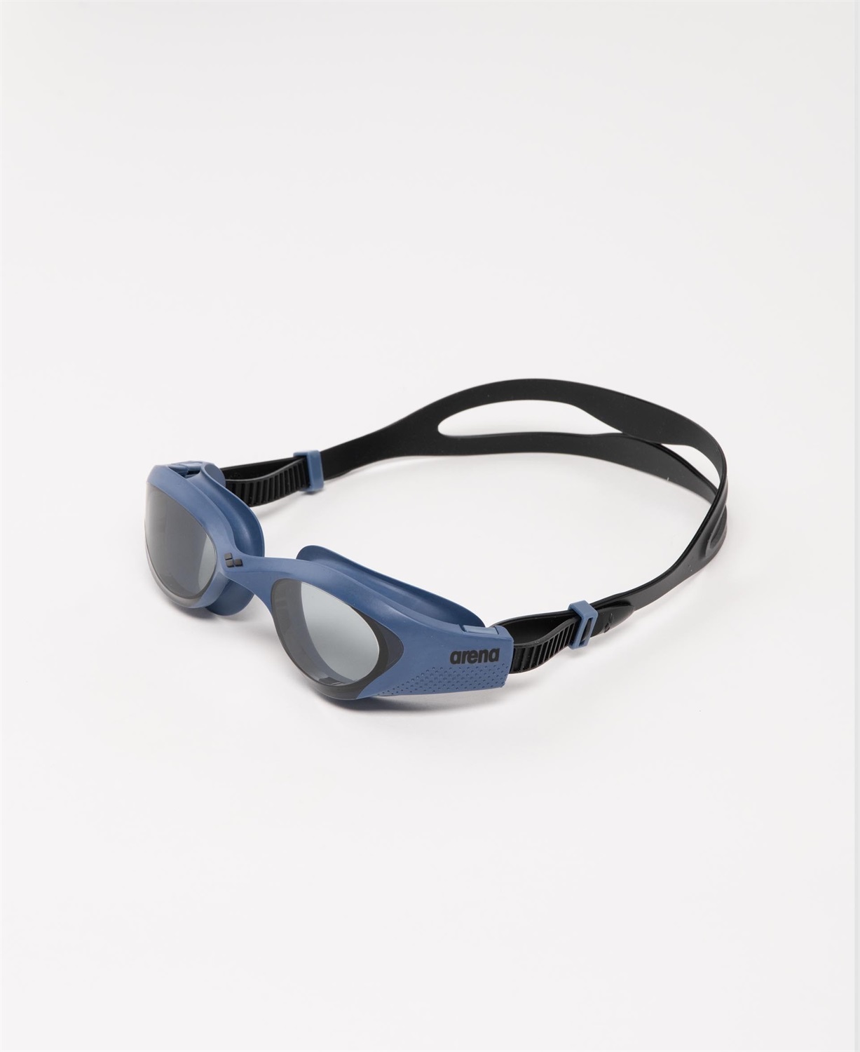 Arena The One Occhialini da Nuoto Unisex con Lenti Ampie, Trattamento Anti-Appannamento e Protezione UV
