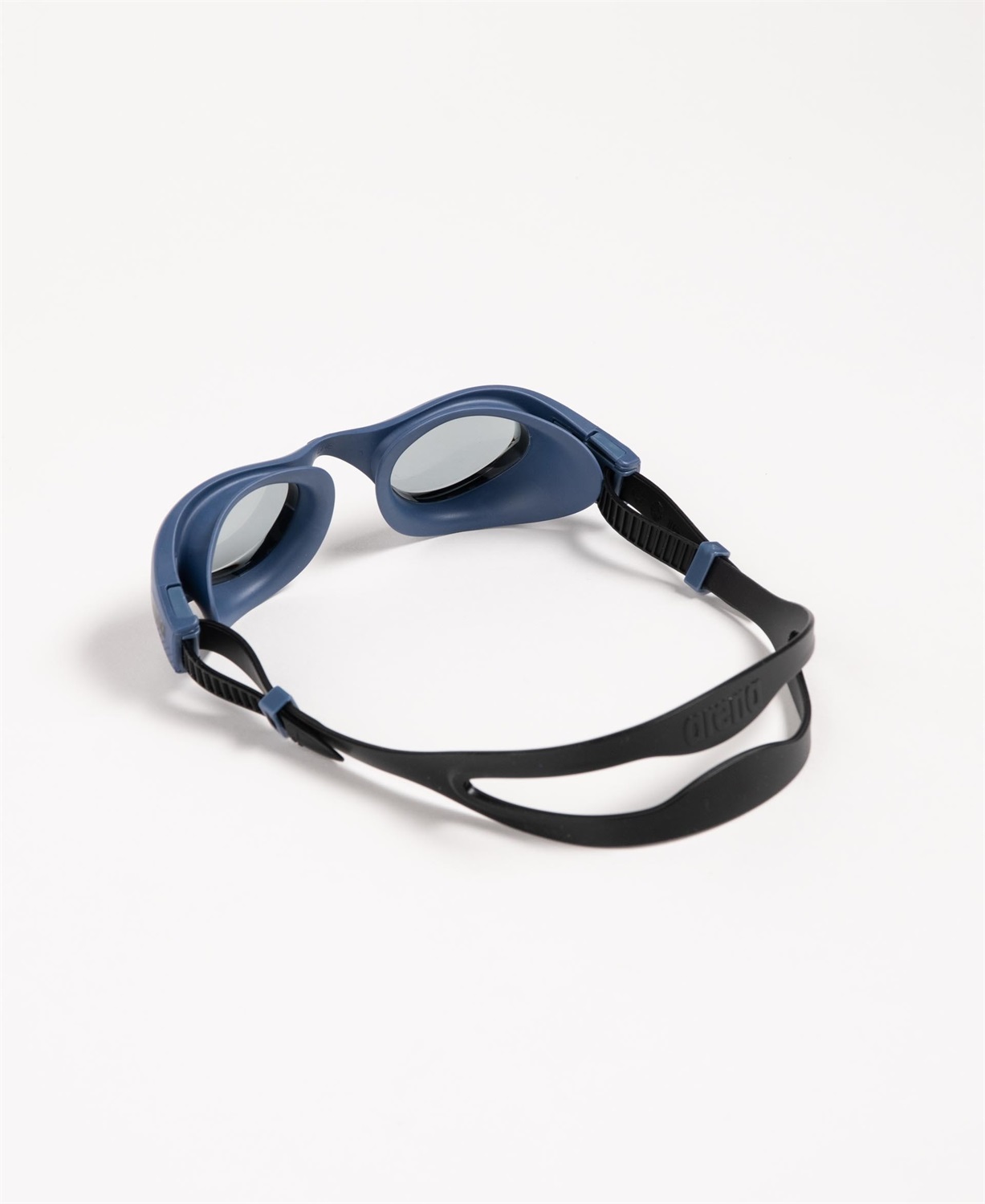 Arena The One Occhialini da Nuoto Unisex con Lenti Ampie, Trattamento Anti-Appannamento e Protezione UV
